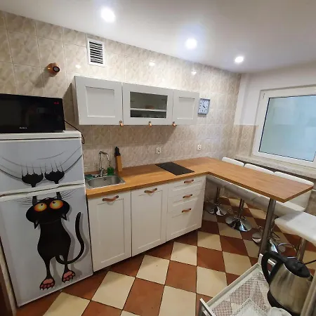 Kinapp דירה שצ'קלארסקה פוראובה